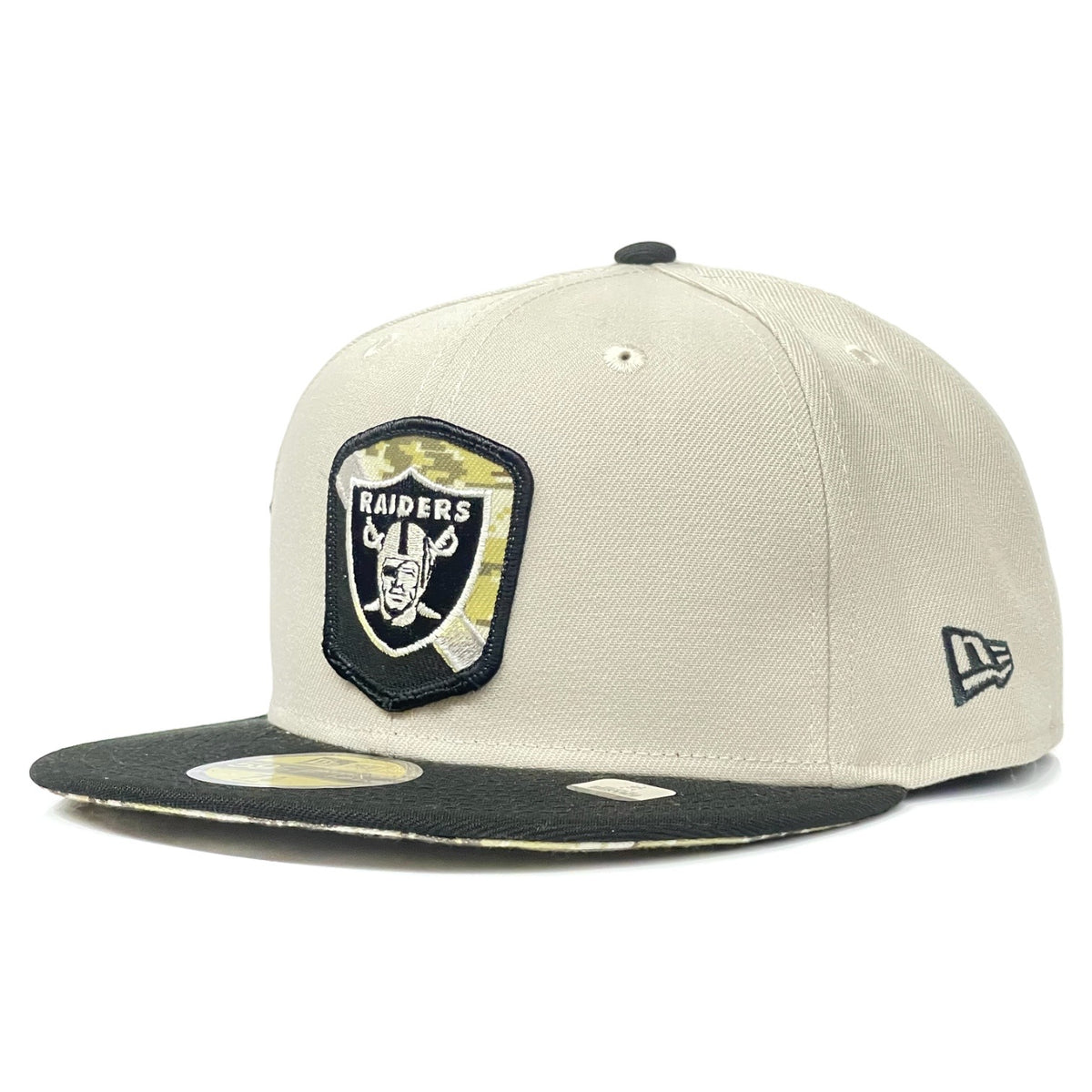 Las Vegas Raiders 2023 On Field Salute To Service New Era 59Fifty Fitt las-vegas-raiders-2023-on-field-salute-to-service-new-era-59fifty-fitt