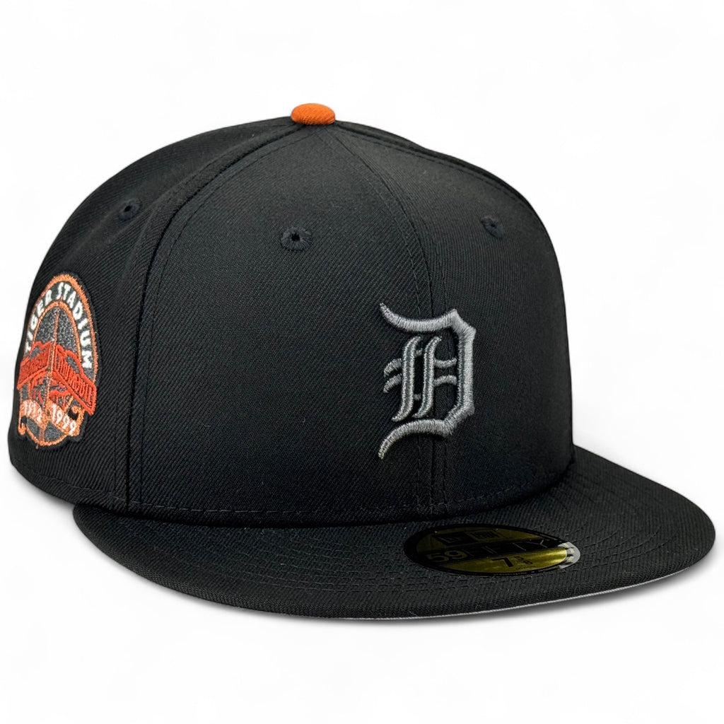 Detroit Tigers 🦇 DARK KNIGHT RISES 🦇 New Era 59Fifty Fitted Hat - Black