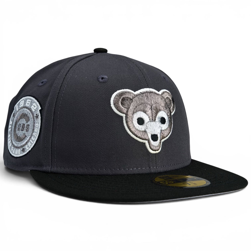 Chicago Cubs 💀 BULLY 💀New Era 59Fifty Fitted Hat - Graphite / Black