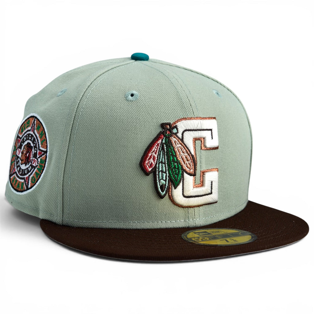 Chicago Blackhawks 🪶 CUAUHTÉMOC 🪶 New Era 59Fifty Fitted Hat - Everest Green / Black