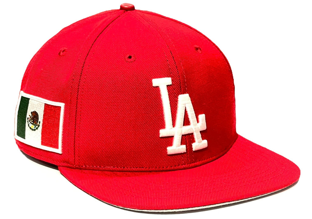 Los Angeles Dodgers Mexico Flag Side Patch Pro Standard Snapback Hat - Red